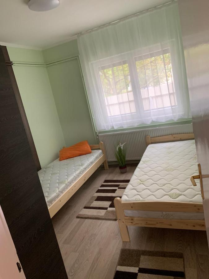 Eoetvoes Vendeghaz Villa Hajduszoboszlo Ngoại thất bức ảnh